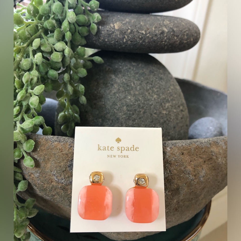 Kate Spade New York Coral Earrings.